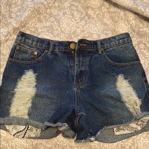 NEW Kittenish Bandana Pocket Denim Shorts